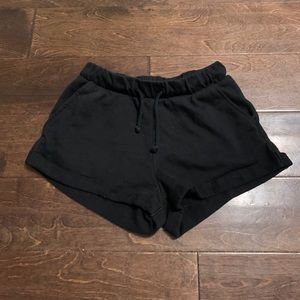 h and m sweatshorts black